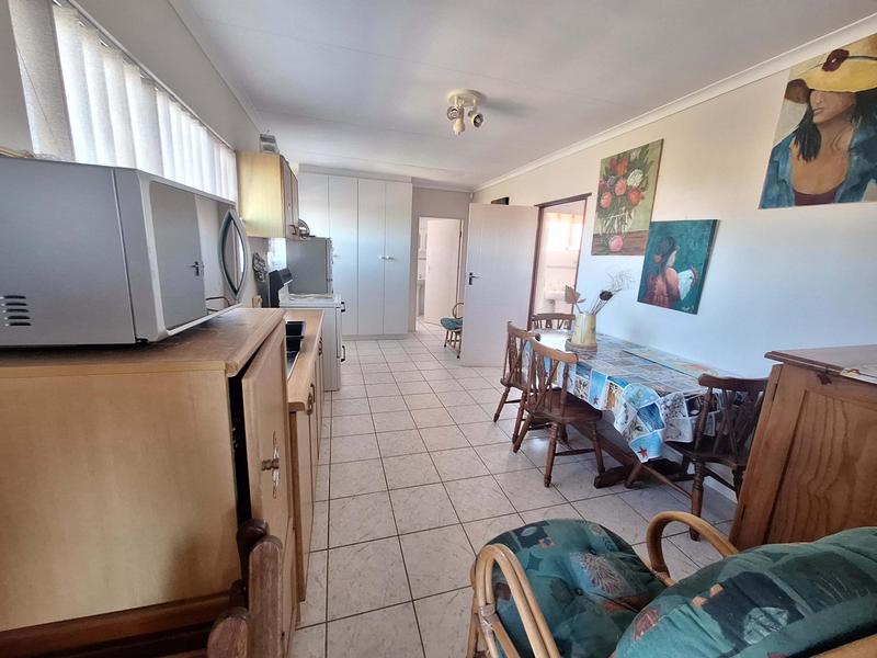 5 Bedroom Property for Sale in Hartenbos Heuwels Western Cape